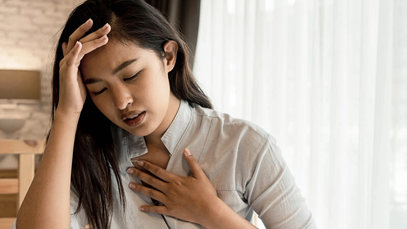 Dễ mệt và khó thở
